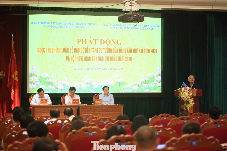 Phát động Cuộc thi chính luận bảo vệ nền tảng tư tưởng của Đảng năm 2026 Phát động Cuộc thi chính luận bảo vệ nền tảng tư tưởng của Đảng năm 2026