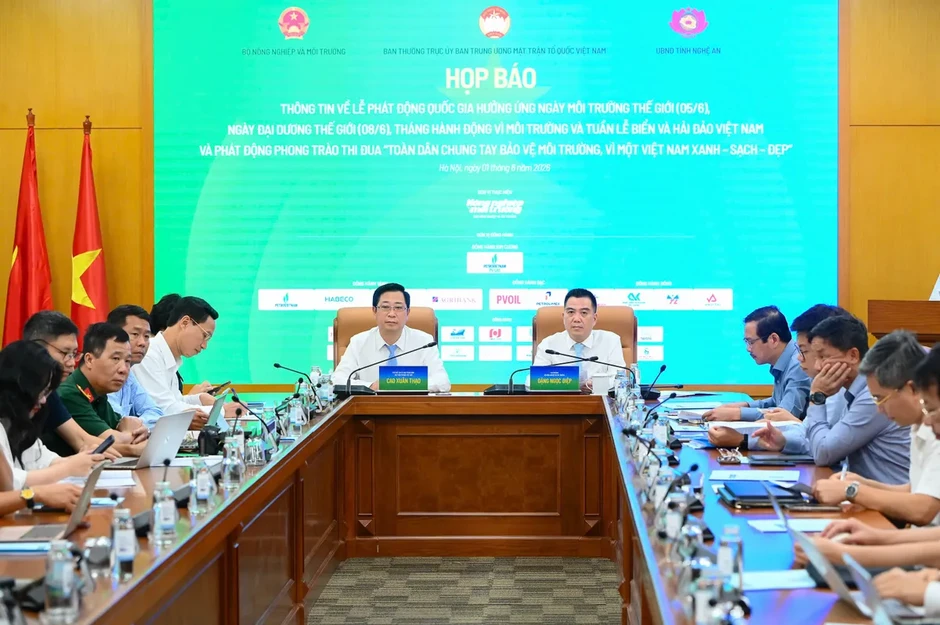 Phát động phong trào toàn dân bảo vệ môi trường trên cả nước Phát động phong trào toàn dân bảo vệ môi trường trên cả nước