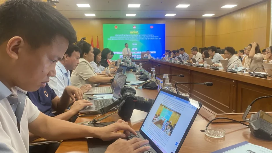 Phát động phong trào toàn dân chung tay bảo vệ môi trường Phát động phong trào toàn dân chung tay bảo vệ môi trường
