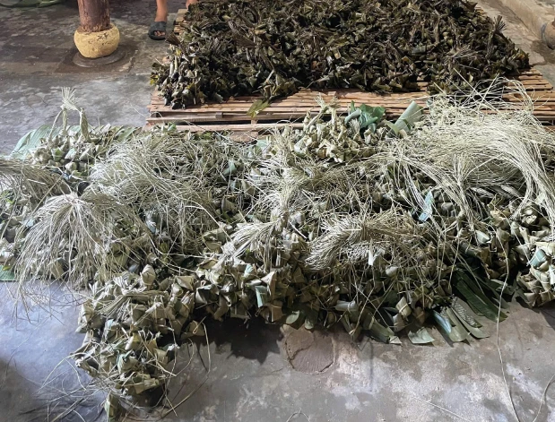 Phát hiện cơ sở làm 3.000 bánh ú tro có trộn hàn the ở Đà Nẵng Phát hiện cơ sở làm 3.000 bánh ú tro có trộn hàn the ở Đà Nẵng