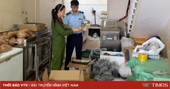 Phát hiện cơ sở tự in nhãn mác, sản xuất “Nem chua rán Hà Nội” giả quy mô lớn