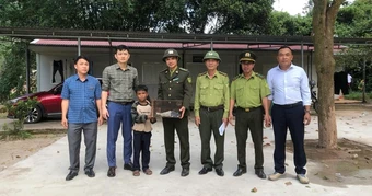Phát hiện con vật quý hiếm nằm bên bờ suối