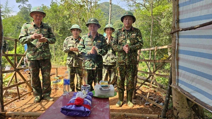 Phát hiện hài cốt liệt sĩ nơi rừng núi hiểm trở