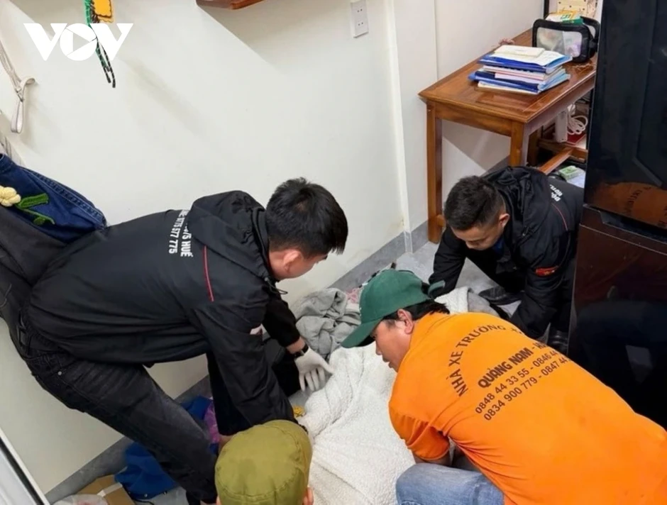 Phát hiện nữ sinh tử vong trong phòng trọ, cơ quan chức năng vào cuộc điều tra Phát hiện nữ sinh tử vong trong phòng trọ, cơ quan chức năng vào cuộc điều tra