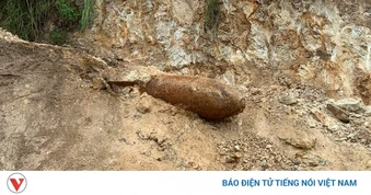 Phát hiện quả bom nặng 500kg khi thi công đường gom