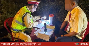 Phát hiện tài xế xe khách vi phạm nồng độ cồn khi chở 30 hành khách trên Quốc lộ 1