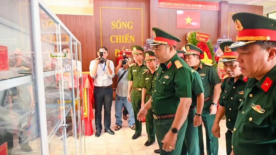 Phát hiện thêm 17 bộ hài cốt liệt sĩ và nhiều di vật có giá trị tại Công viên Lê Thị Riêng Phát hiện thêm 17 bộ hài cốt liệt sĩ và nhiều di vật có giá trị tại Công viên Lê Thị Riêng