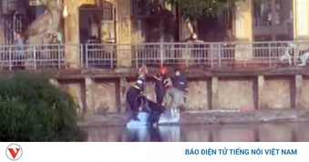 Phát hiện thi thể người đàn ông nổi trên hồ Quang Trung, Hà Nội