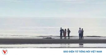 Phát hiện thi thể người đàn ông trên biển Hà Tĩnh