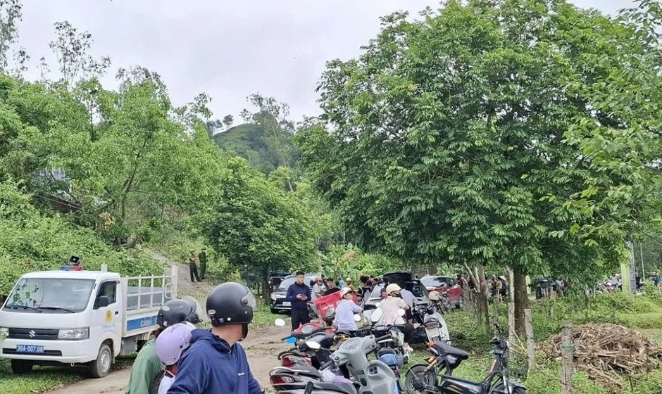 Phát hiện thi thể trên núi Thiên Nhẫn, nghi liên quan vụ án mạng ở Hà Tĩnh Phát hiện thi thể trên núi Thiên Nhẫn, nghi liên quan vụ án mạng ở Hà Tĩnh