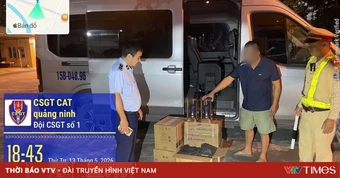 Phát hiện xe khách chở 6 thùng rượu nhãn mác nước ngoài không rõ xuất xứ