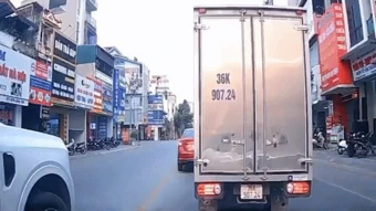 Phạt hơn 50 triệu đồng vụ tài xế xe 7 chỗ vượt ẩu, chèn ép trên đường