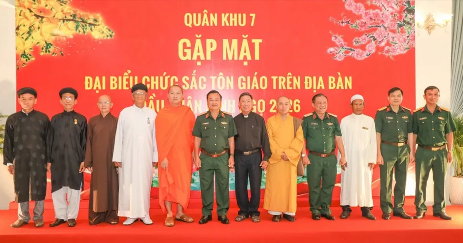 Phát huy vai trò của các tôn giáo trong xây dựng nền quốc phòng toàn dân
