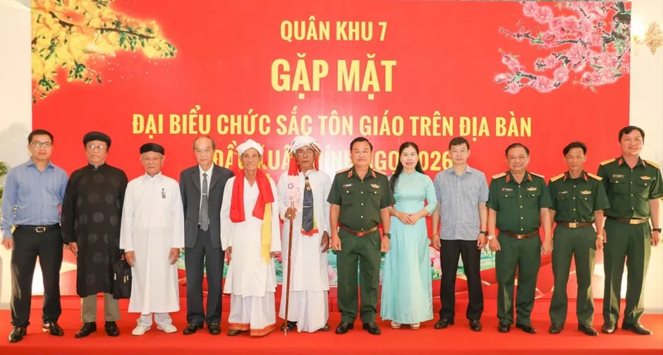Phát huy vai trò của các tôn giáo trong xây dựng nền quốc phòng toàn dân