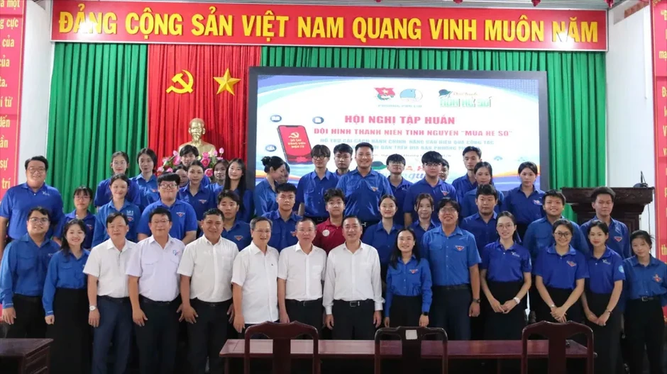 Phát huy vai trò thanh niên trong xây dựng chính quyền số Phát huy vai trò thanh niên trong xây dựng chính quyền số