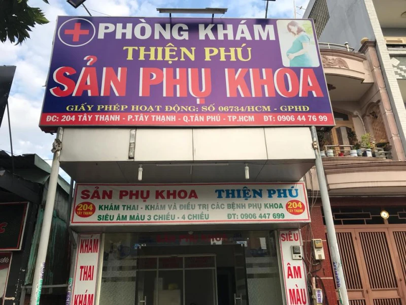 Phạt nặng nhiều công ty, phòng khám “chui”, hộ kinh doanh hoạt động “vượt rào” Phạt nặng nhiều công ty, phòng khám “chui”, hộ kinh doanh hoạt động “vượt rào”
