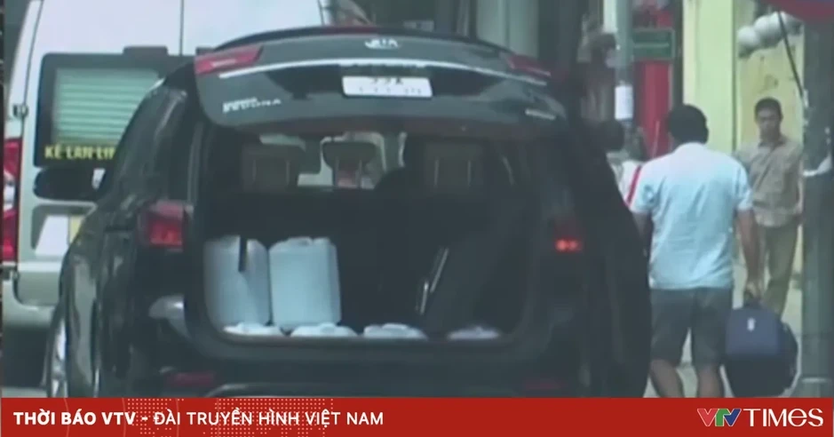 Phạt nặng xe ghép, xe tiện chuyến chở khách thu tiền Phạt nặng xe ghép, xe tiện chuyến chở khách thu tiền