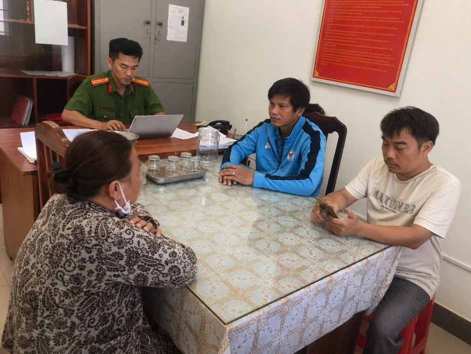 Phạt người phụ nữ ở TP.HCM bán hải sản cân thiếu cho khách du lịch Phạt người phụ nữ ở TP.HCM bán hải sản cân thiếu cho khách du lịch