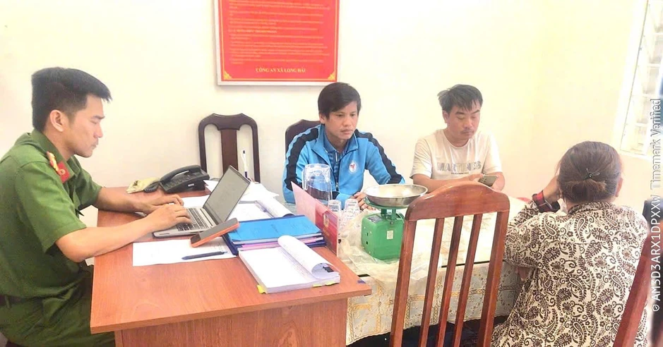 Phạt người phụ nữ ở TP.HCM bán hải sản cân thiếu cho khách du lịch Phạt người phụ nữ ở TP.HCM bán hải sản cân thiếu cho khách du lịch