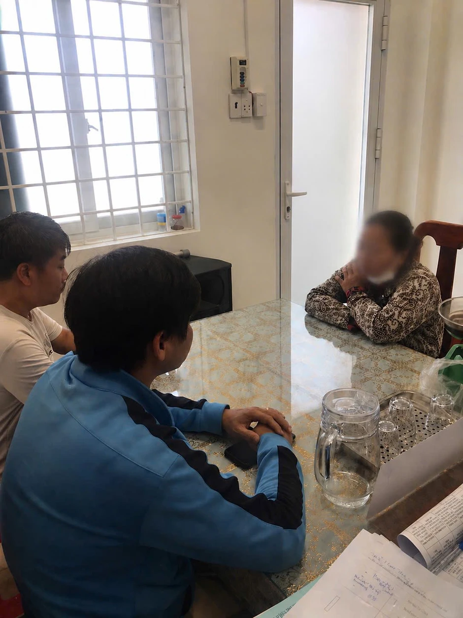 Phạt người phụ nữ ở TP.HCM bán hải sản cân thiếu cho khách du lịch Phạt người phụ nữ ở TP.HCM bán hải sản cân thiếu cho khách du lịch