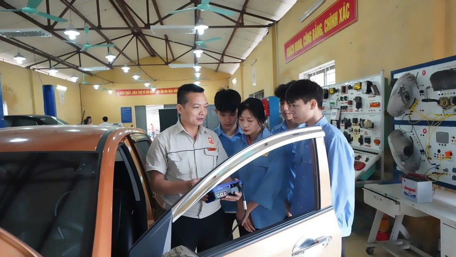 Phát triển kỹ năng nghề, đột phá nâng cao năng suất lao động Phát triển kỹ năng nghề, đột phá nâng cao năng suất lao động