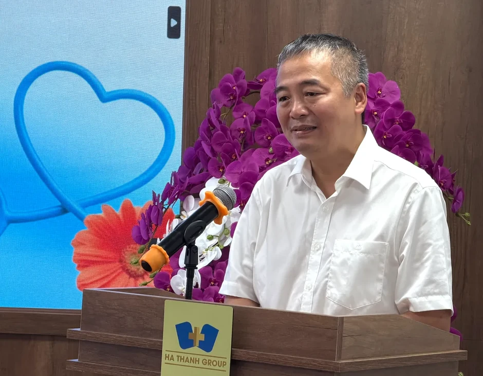 Phát triển nguồn nhân lực y tế chất lượng cao, hướng tới mô hình bệnh viện thông minh Phát triển nguồn nhân lực y tế chất lượng cao, hướng tới mô hình bệnh viện thông minh