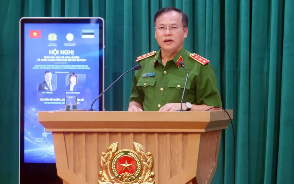 Phát triển VNeID trở thành nền tảng tích hợp đa dịch vụ phục vụ người dân Phát triển VNeID trở thành nền tảng tích hợp đa dịch vụ phục vụ người dân