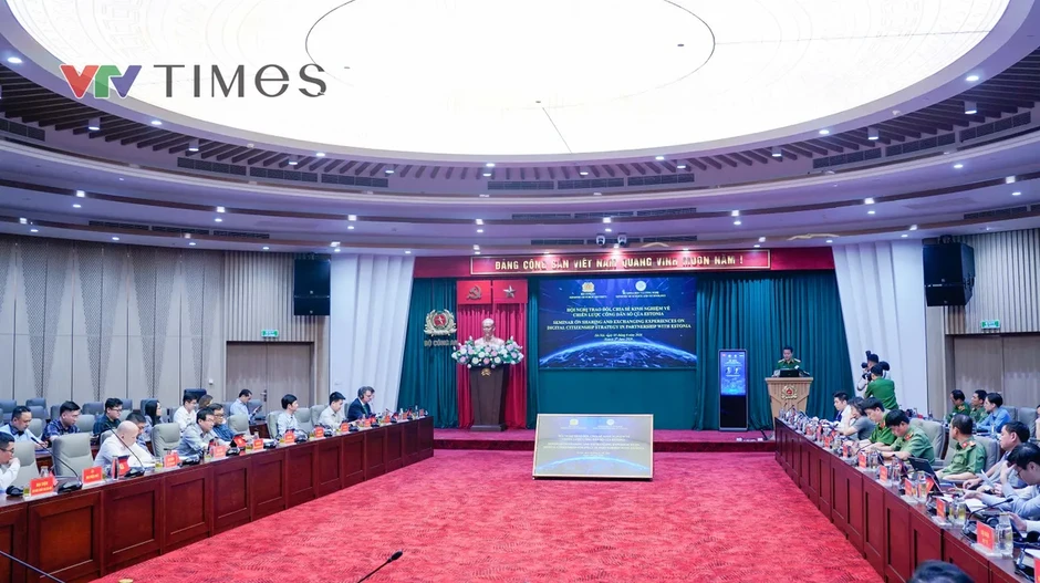 Phát triển VNeID trở thành nền tảng tích hợp đa dịch vụ phục vụ người dân Phát triển VNeID trở thành nền tảng tích hợp đa dịch vụ phục vụ người dân