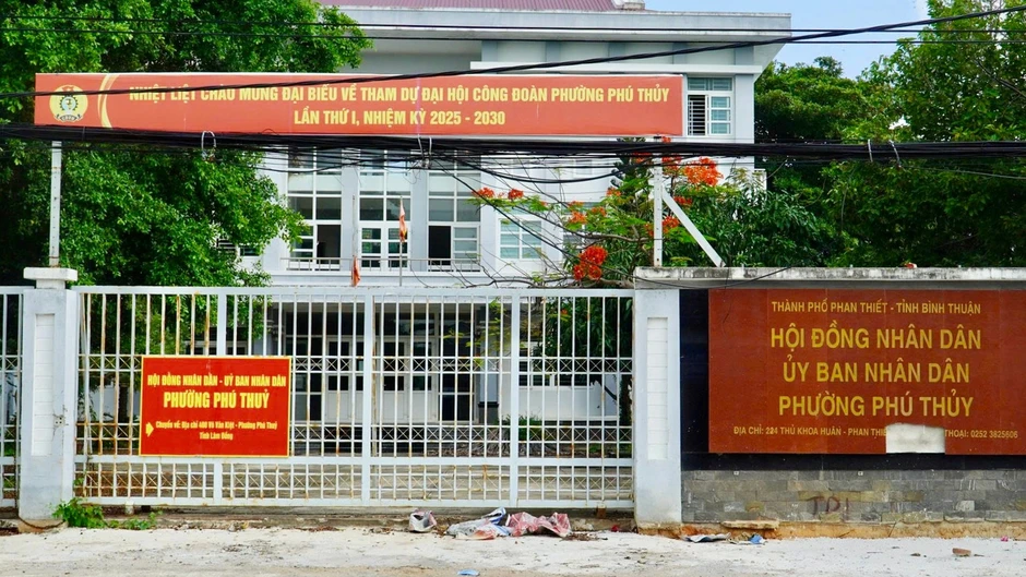 Phê bình 57 chủ tịch xã, phường ở Lâm Đồng Phê bình 57 chủ tịch xã, phường ở Lâm Đồng