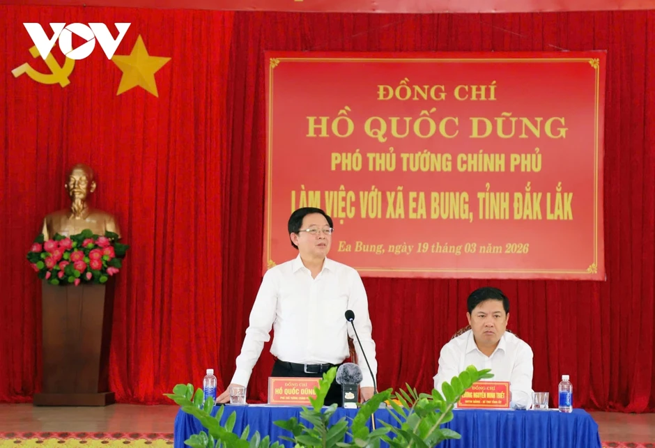 Phó Thủ tướng Hồ Quốc Dũng chỉ đạo làm rõ từng nguyên nhân nghèo tại Ea Bung Phó Thủ tướng Hồ Quốc Dũng chỉ đạo làm rõ từng nguyên nhân nghèo tại Ea Bung