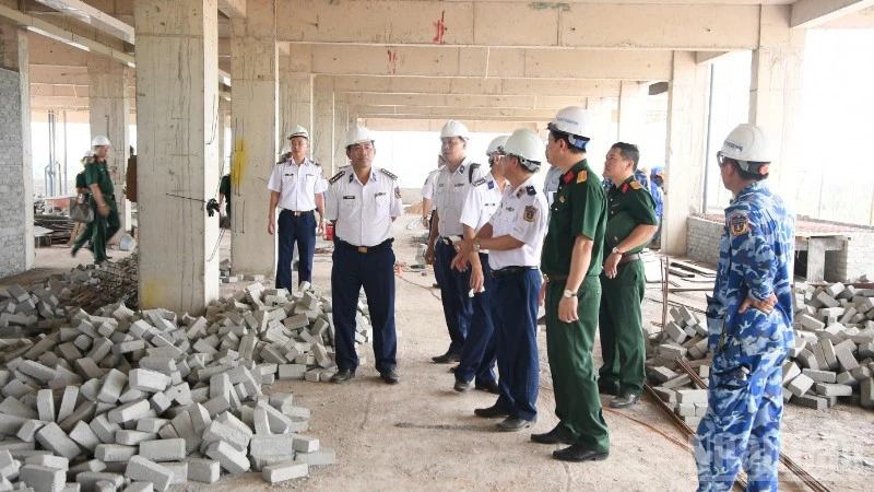 Phó Tư lệnh Cảnh sát biển Việt Nam kiểm tra thực tế Dự án Di chuyển Cơ quan Bộ Tư lệnh Vùng Cảnh sát biển 2