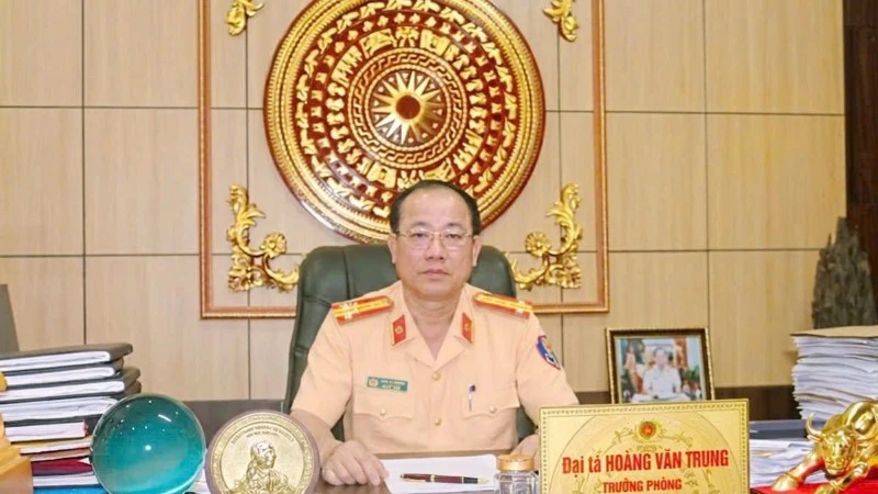 Phòng Cảnh sát giao thông Công an Quảng Trị nói về 500 trường hợp bị “phạt nguội” qua camera tại Đồng Hới Phòng Cảnh sát giao thông Công an Quảng Trị nói về 500 trường hợp bị “phạt nguội” qua camera tại Đồng Hới