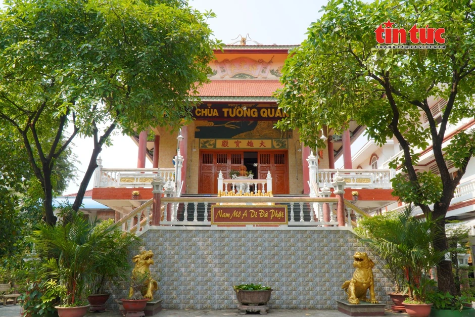 Phòng khám suốt 30 năm duy trì khám chữa bệnh miễn phí cho người nghèo Phòng khám suốt 30 năm duy trì khám chữa bệnh miễn phí cho người nghèo