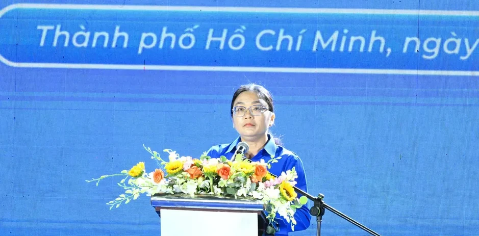 Phong trào tình nguyện - điểm sáng đáng tự hào của tuổi trẻ TPHCM Phong trào tình nguyện - điểm sáng đáng tự hào của tuổi trẻ TPHCM