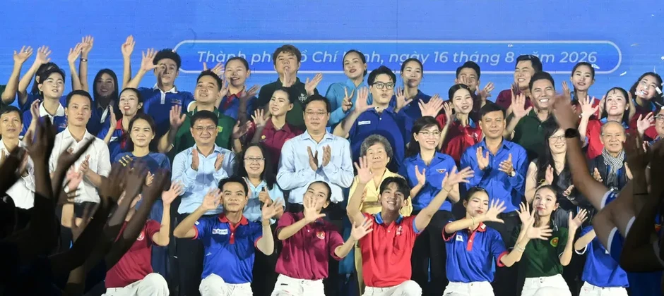 Phong trào tình nguyện - điểm sáng đáng tự hào của tuổi trẻ TPHCM Phong trào tình nguyện - điểm sáng đáng tự hào của tuổi trẻ TPHCM