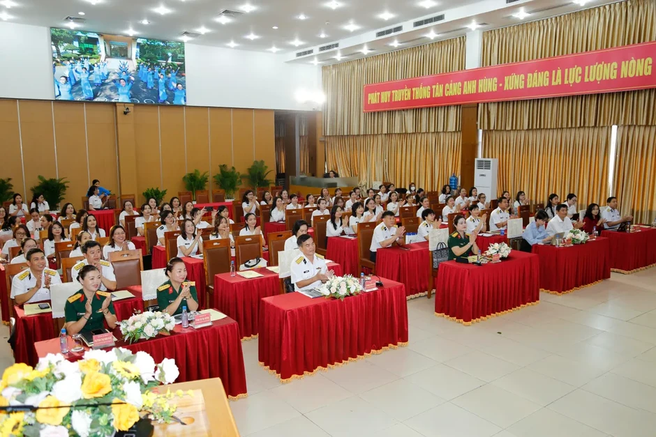 Phụ nữ Binh đoàn 20 chủ động làm chủ công nghệ, nâng cao hiệu quả công tác hội Phụ nữ Binh đoàn 20 chủ động làm chủ công nghệ, nâng cao hiệu quả công tác hội