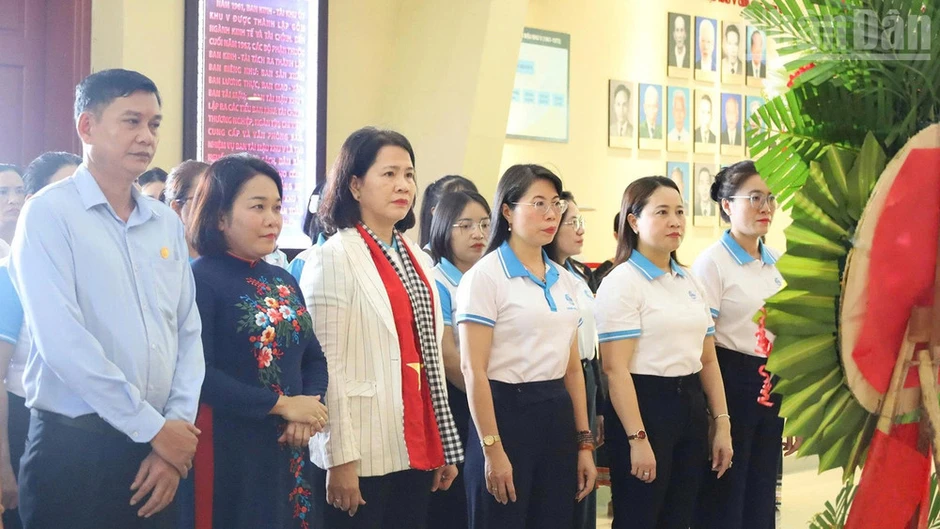 Phụ nữ Đà Nẵng hành quân về nguồn, lan tỏa yêu thương vùng cao Phụ nữ Đà Nẵng hành quân về nguồn, lan tỏa yêu thương vùng cao