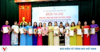 Phụ nữ Đắk Lắk tìm hiểu Nghị quyết qua cuộc thi trực tuyến
