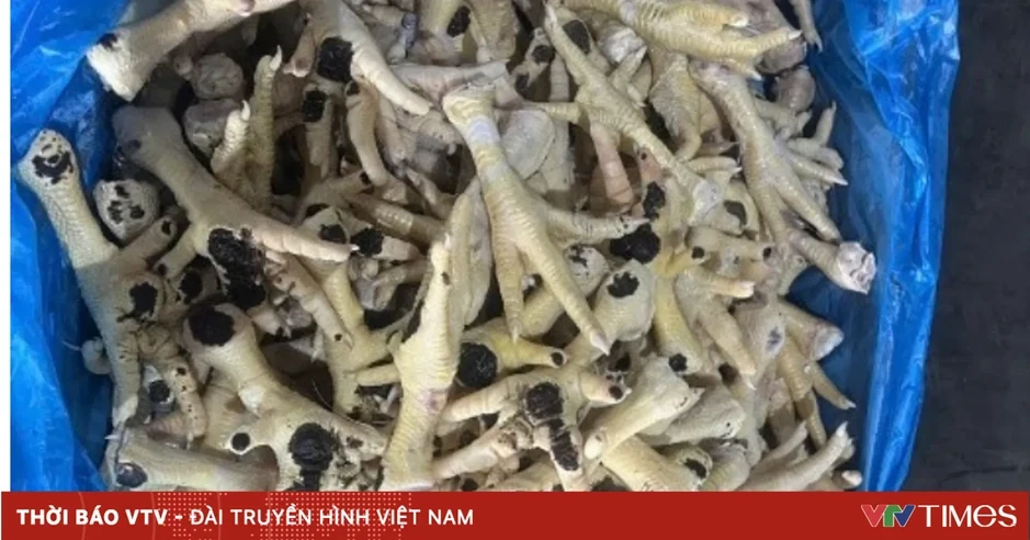 Phù phép chân gà hết hạn thành “hàng mới”, đường dây buôn lậu hoạt động suốt nhiều năm Phù phép chân gà hết hạn thành “hàng mới”, đường dây buôn lậu hoạt động suốt nhiều năm