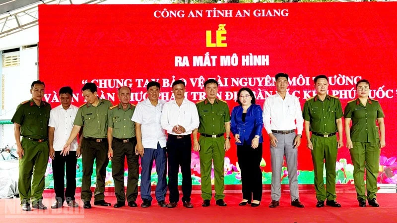 Phú Quốc ra mắt mô hình bảo vệ tài nguyên và an toàn thực phẩm hướng tới APEC 2027 Phú Quốc ra mắt mô hình bảo vệ tài nguyên và an toàn thực phẩm hướng tới APEC 2027