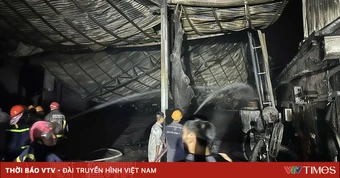 Phú Thọ: Cháy lớn tại Công ty hóa chất, lửa bùng lên dữ dội trong đêm