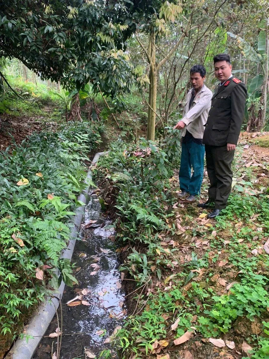 Phú Thọ: Cơ sở chăn nuôi xả thải gây ô nhiễm môi trường bị phạt 107 triệu đồng Phú Thọ: Cơ sở chăn nuôi xả thải gây ô nhiễm môi trường bị phạt 107 triệu đồng
