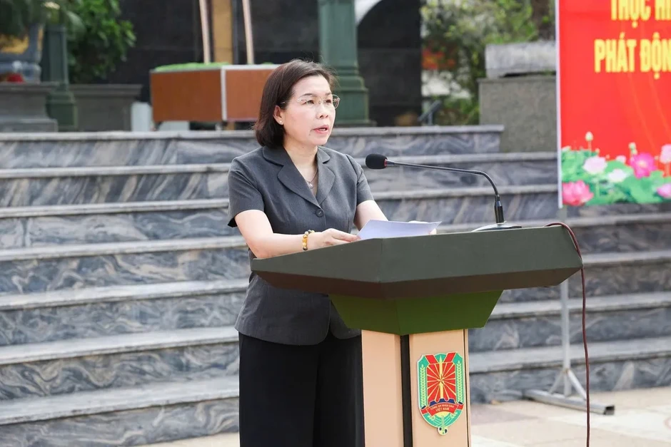 Phú Thọ đồng loạt ra quân tại 148 xã, phường, quyết liệt đấu tranh với tội phạm ma túy Phú Thọ đồng loạt ra quân tại 148 xã, phường, quyết liệt đấu tranh với tội phạm ma túy