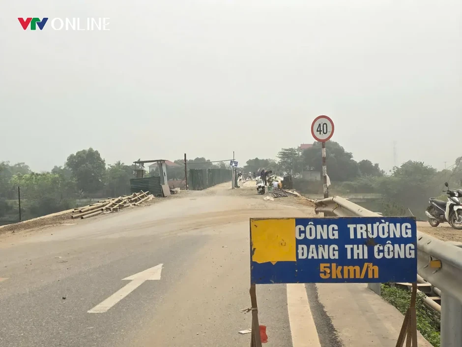 Phú Thọ: Gấp rút sửa chữa cầu Tứ Mỹ, phấn đấu thông xe dịp 30/4 Phú Thọ: Gấp rút sửa chữa cầu Tứ Mỹ, phấn đấu thông xe dịp 30/4