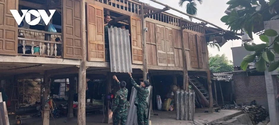 Phú Thọ, Lào Cai và Thái Nguyên huy động sửa chữa nhà cho nhân dân sau dông lốc Phú Thọ, Lào Cai và Thái Nguyên huy động sửa chữa nhà cho nhân dân sau dông lốc