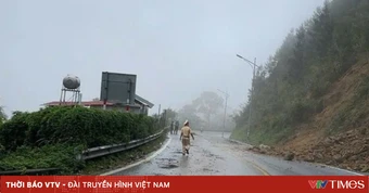 Phú Thọ: Sạt lở trên Quốc lộ 2B, tạm dừng lưu thông tuyến lên Tam Đảo