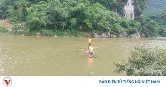 Phú Thọ: Theo nhóm bạn đi tắm sông Bôi, một học sinh mất tích