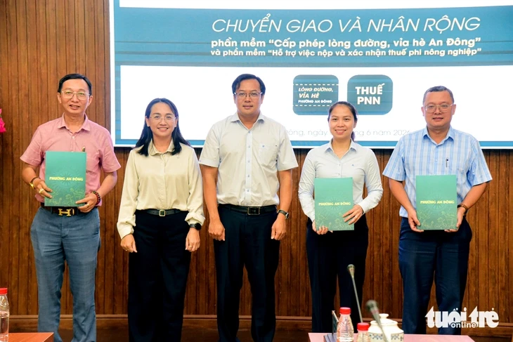 Phường An Đông lan tỏa phần mềm cấp phép lòng đường, vỉa hè cho nhiều địa phương ở TP.HCM Phường An Đông lan tỏa phần mềm cấp phép lòng đường, vỉa hè cho nhiều địa phương ở TP.HCM