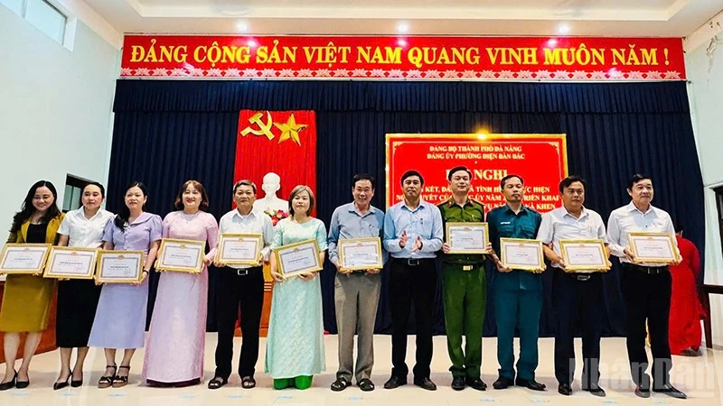 Phường Điện Bàn Bắc xây dựng Đảng vững mạnh từ cơ sở Phường Điện Bàn Bắc xây dựng Đảng vững mạnh từ cơ sở