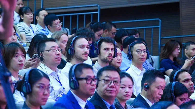 Podcast mở rộng không gian sáng tạo và tăng cường kết nối trong kỷ nguyên số Podcast mở rộng không gian sáng tạo và tăng cường kết nối trong kỷ nguyên số
